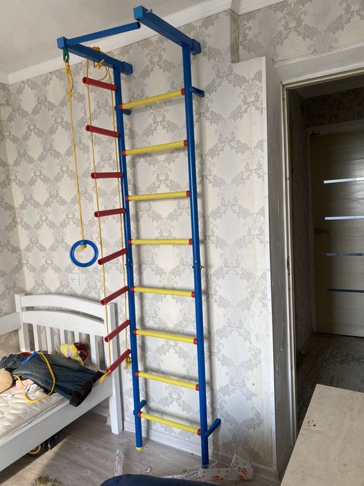 Детский турник 5000 тг