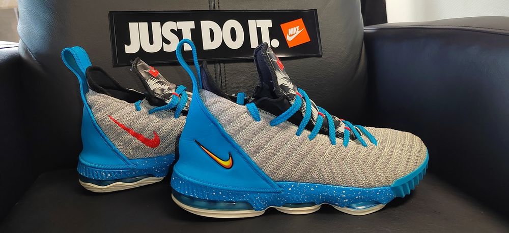 Nike Lebron XVI GS, номер 39