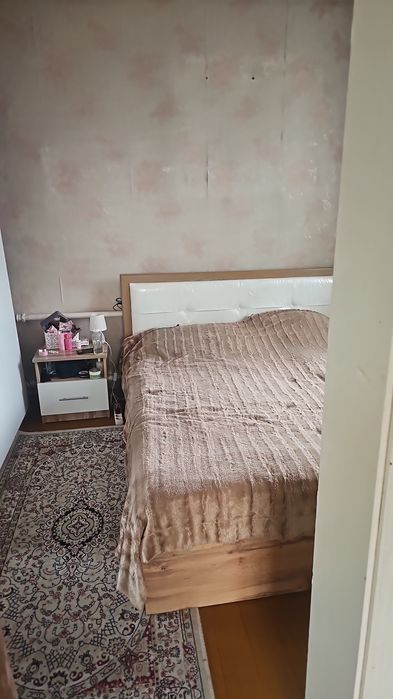 Продам отдельный дом, кирпичный. В городе