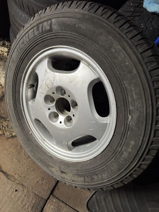 Резина 235/70/R16 запаска