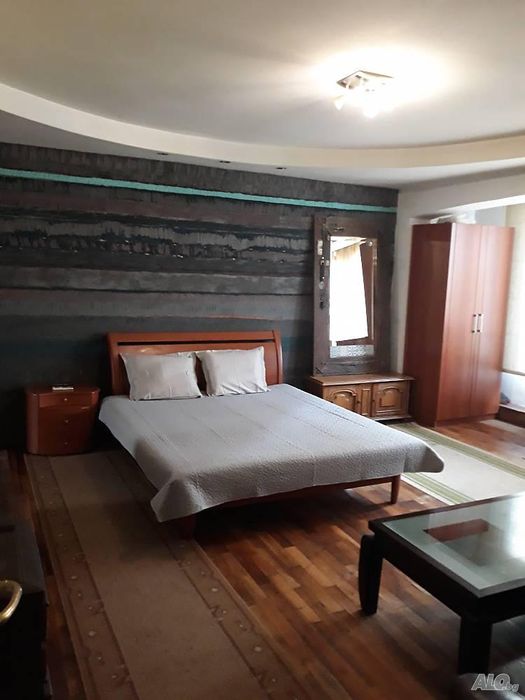 Дава се под наем Едностаен апартамент в Бургас, Център - 50 кв.м за 298.86 € - Снимка #3