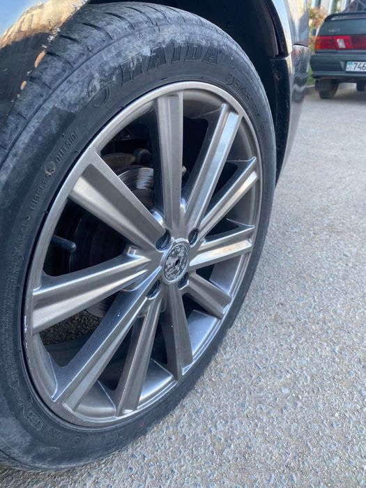 Продам  Р17 резина лето хорошие состояние