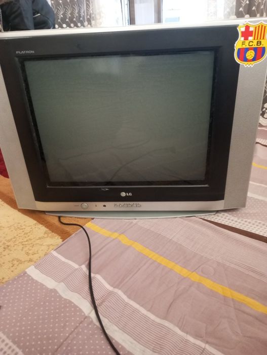 Срочно продаётся телевизор LG