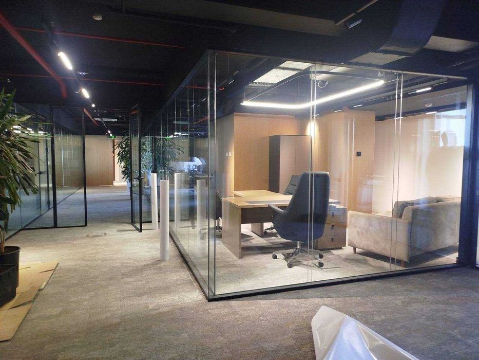 Перегородки стеклянные для офисов