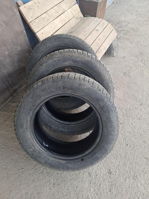 Продам зимние шины
