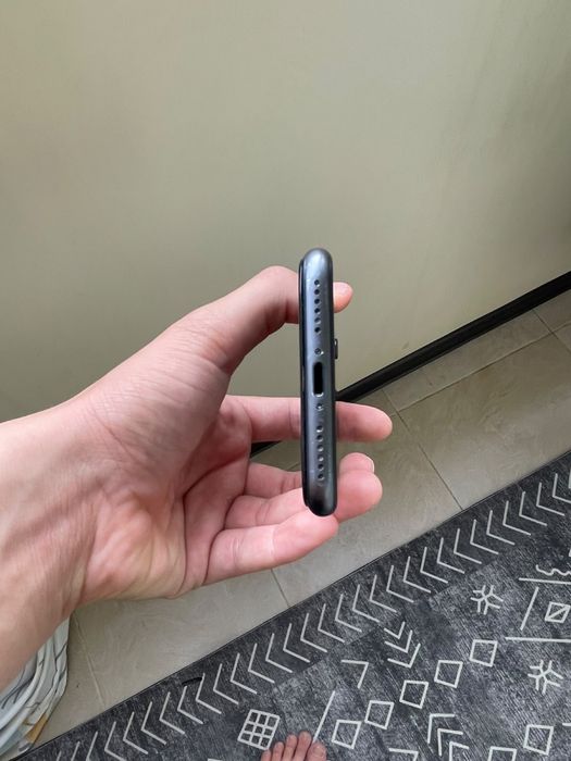 Iphone 8 64    Gb