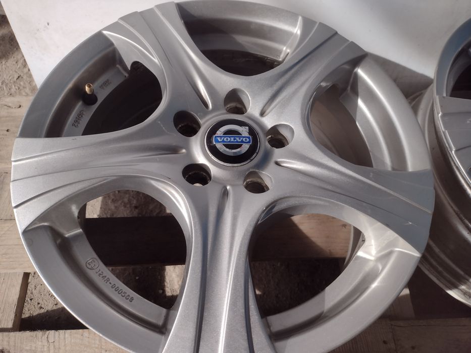 Перфектни DBV 16-5x108 ET50 6.5j Volvo S40 V40