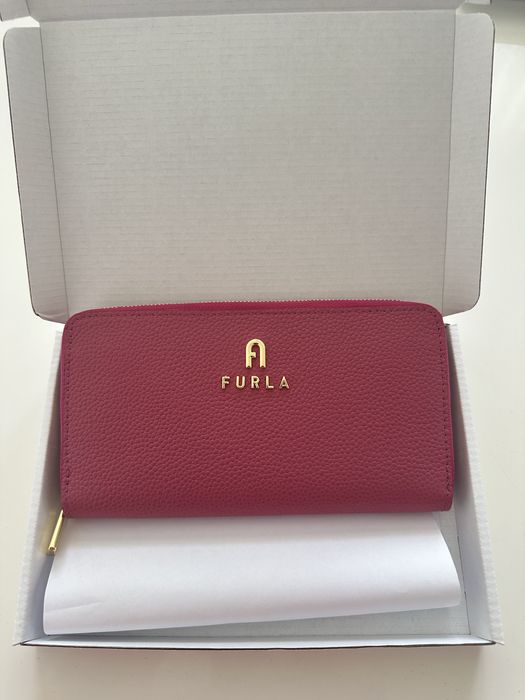 Дамски портмонета FURLA. Различни видове