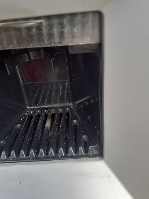 Продава се вендиг кафемашина SAEKO