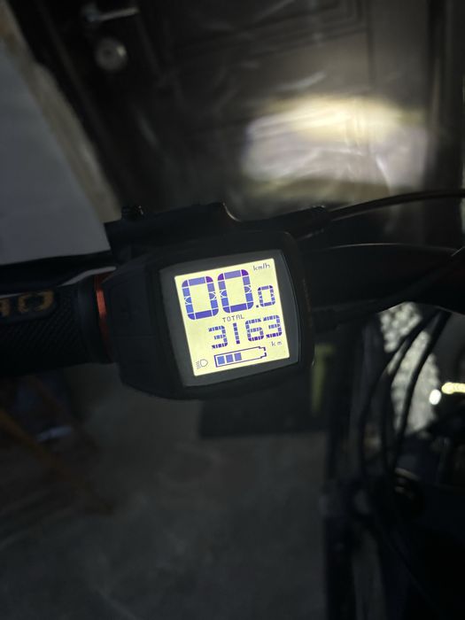 Vand bicicleta electrica Cube cadru M roti 29