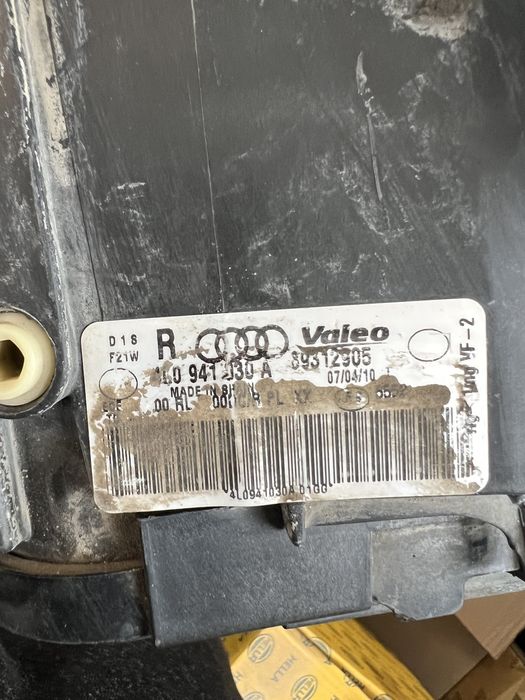 Audi Q7 2007 - комплект Фарове