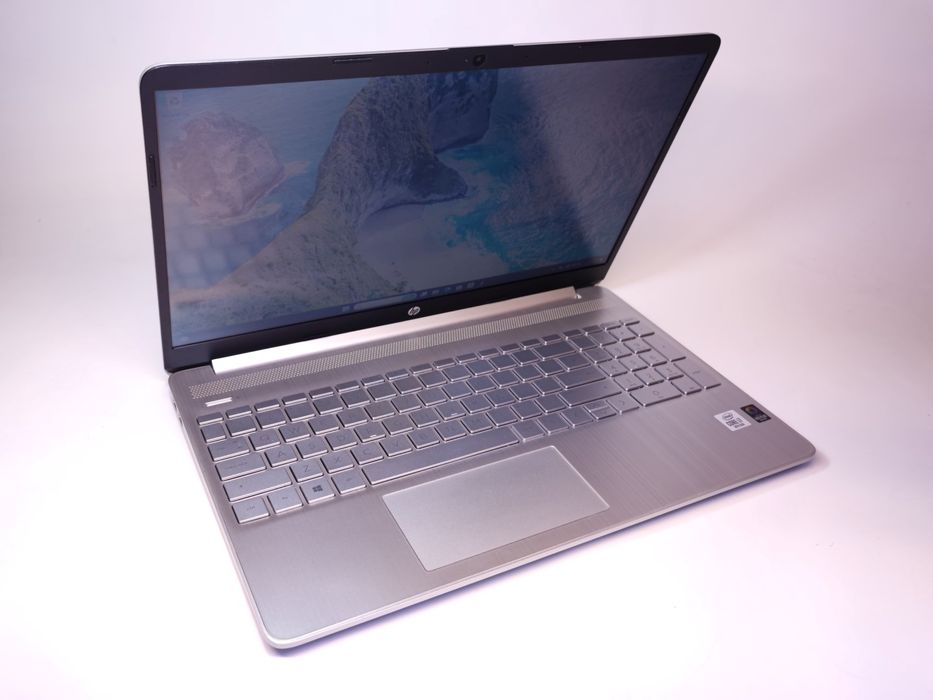 HP 15S-FA1006NA i7-1065G7 1.3GHz SSD 512GB/ 8GB | #D90593