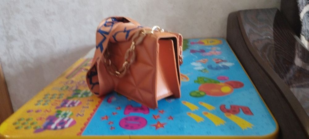 Продам сумки женские