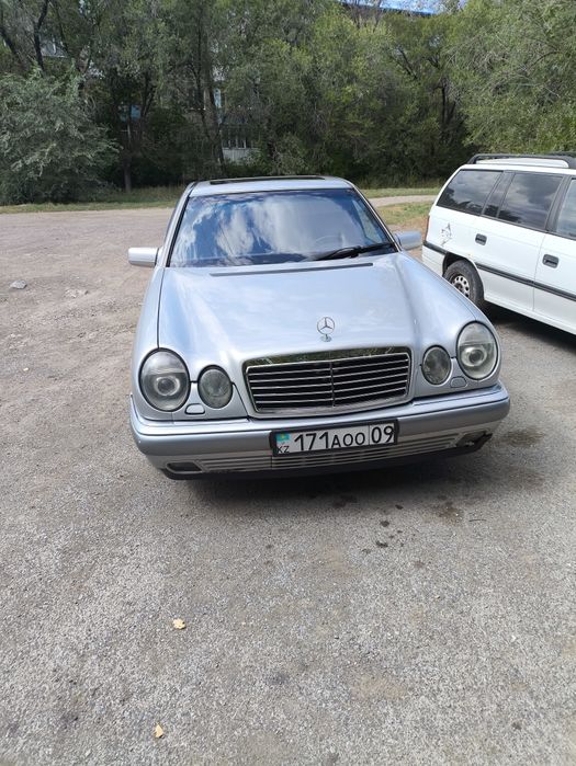 Продам Мерседес Е 280