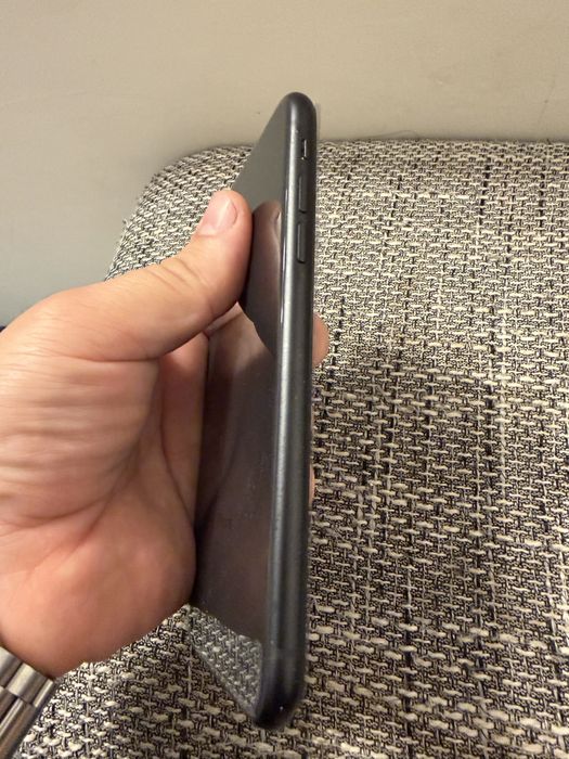 iPhone XR Black 64GB | Baterie 93% | baterie