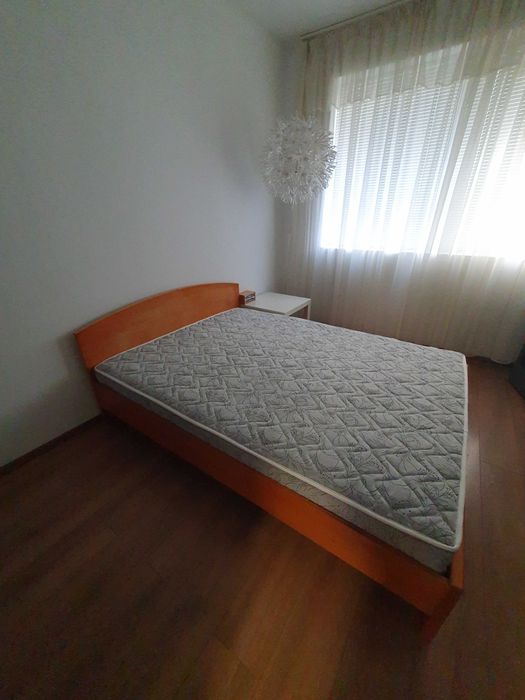 Легло 1,44 на 1,98,с матрак