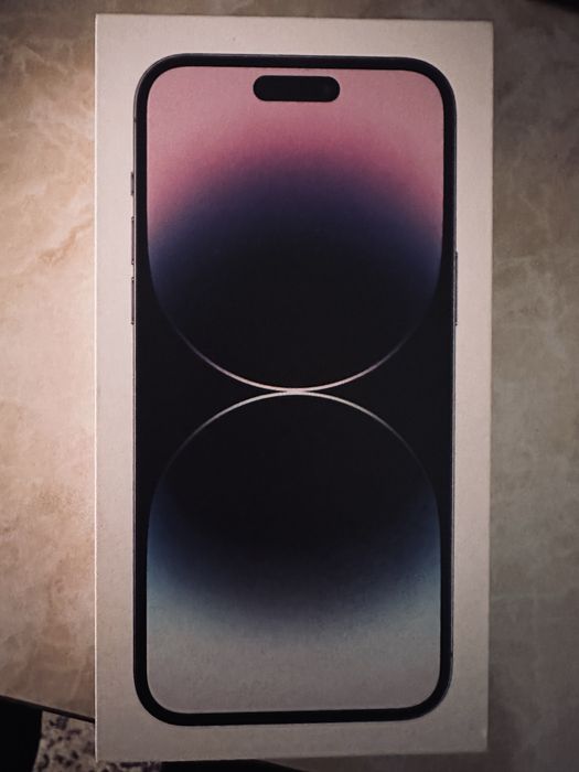 Продается айфон 14 про макс