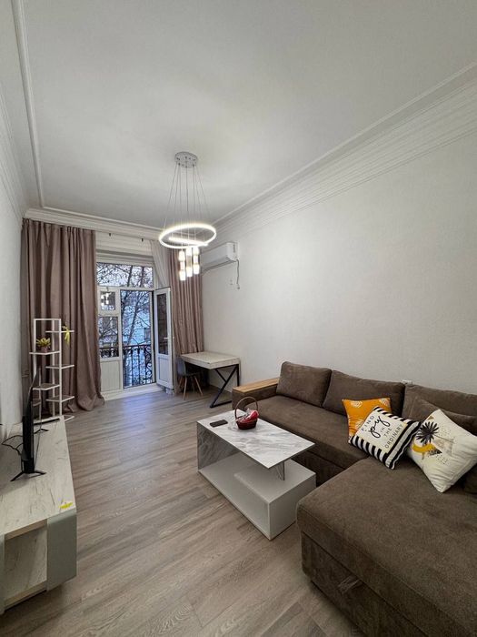 Аренда! Квартира на Т.Шевченко 2/3/4 Высокопотолочный дом