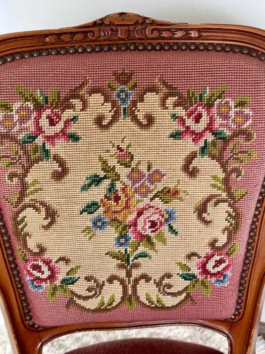 Ретро френски кресла с гобленова дамаска