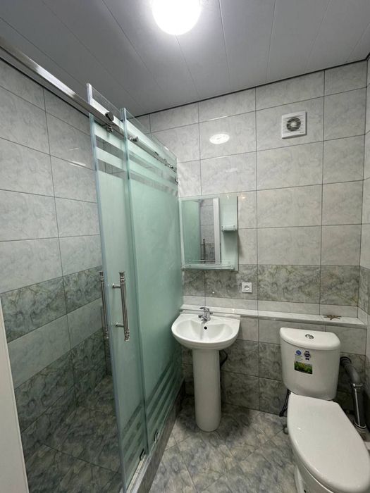 Продается квартира на 0.5 этаже