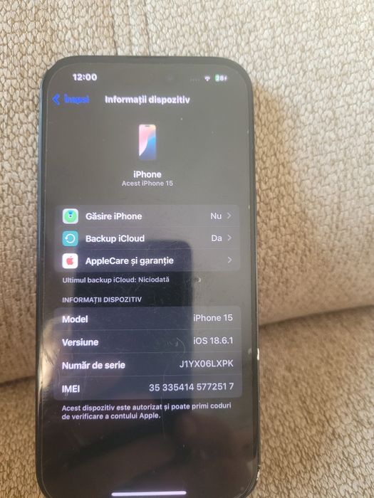 Vand IPHONE 15 .