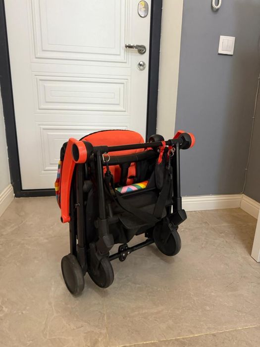 Детская коляска для прогулок