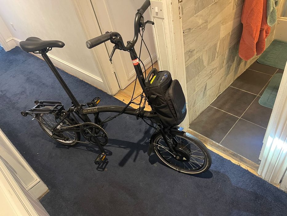 Bicicleta electrica brompton 2 viteze an 2020,neagra sidef