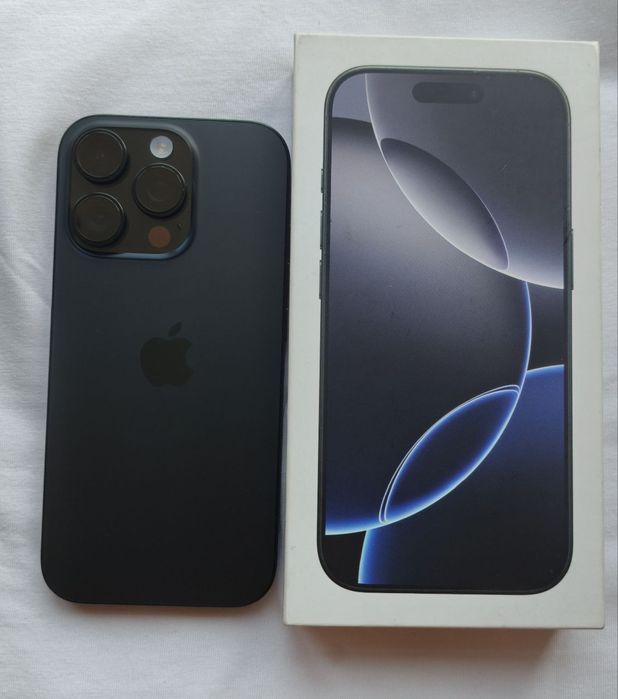 Iphone 16 Pro 256Gb. Sim+Esim.Официальная гарантия до Ареля 2026 года.