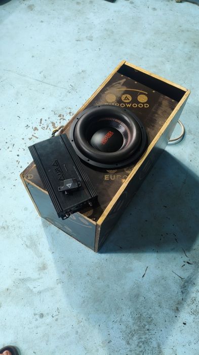 Vând subwoofer EDGE cu amplificator Aura venom