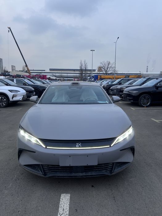 Byd HAN 701km sotuvda