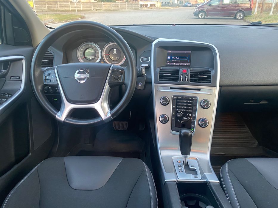 Vand Volvo XC60. 2011  205CP D5