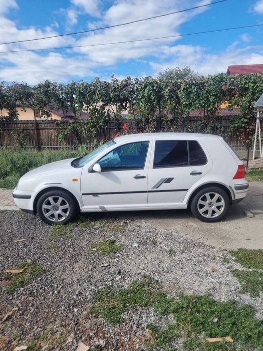 Vw golf 4 1.6 2 randuri jante anvelope noi