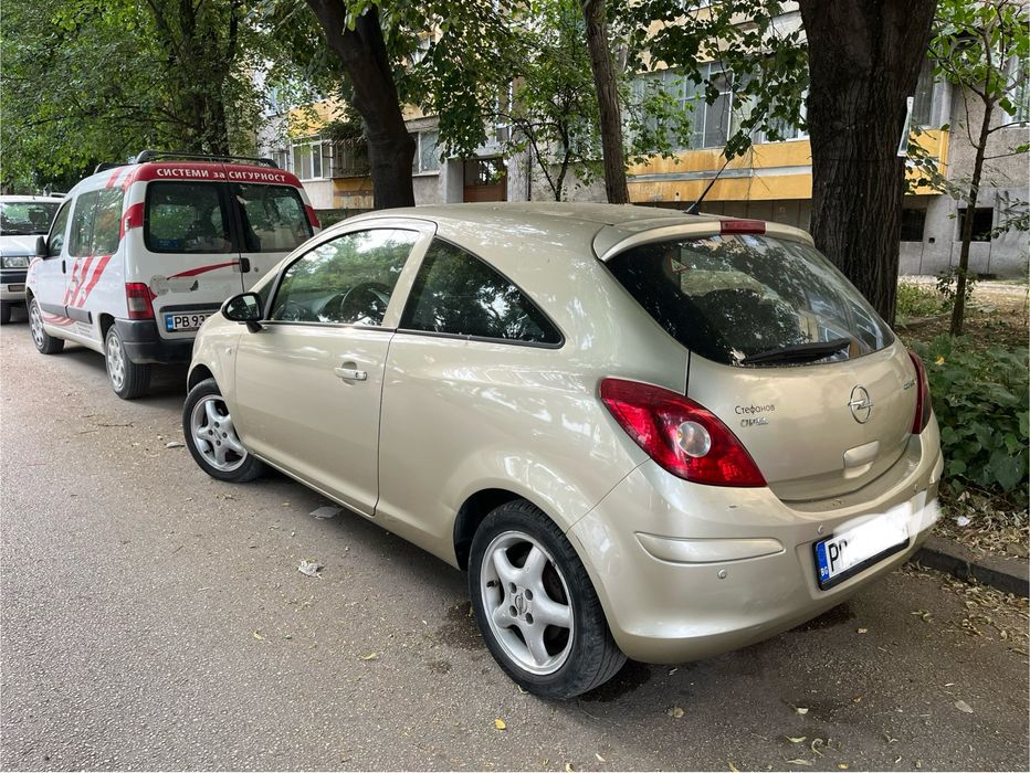 Opel corsa D 1.4 газ/бензин