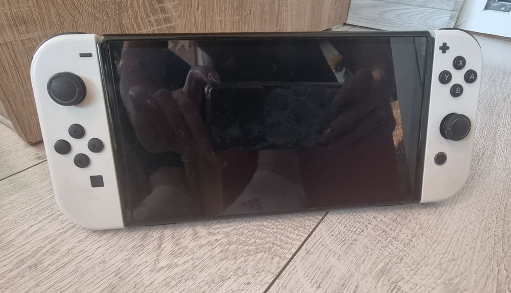 Nintendo switch  за части