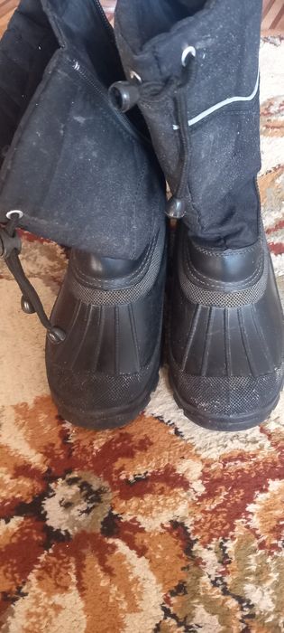 Продам резиновые сапоги