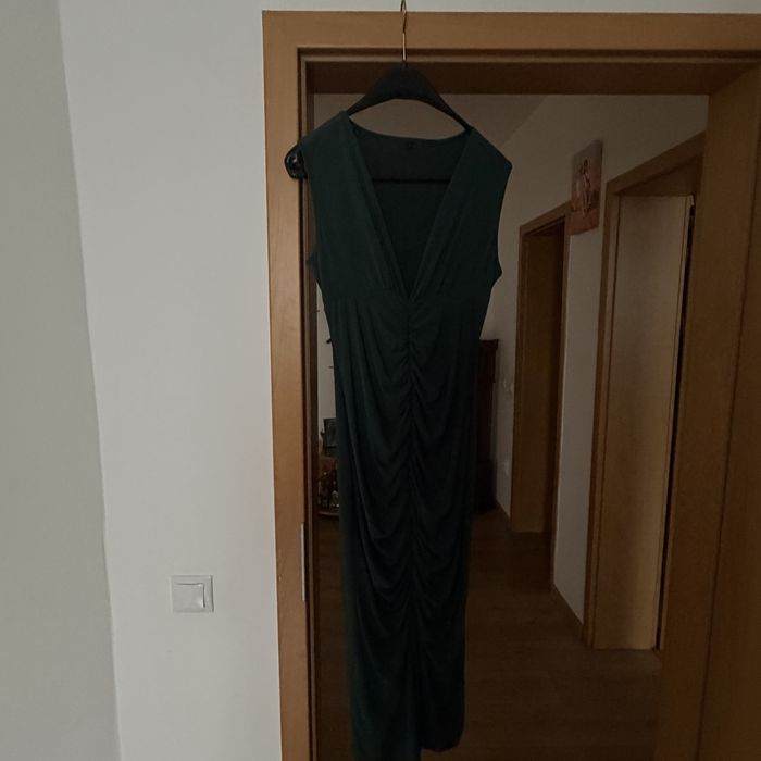 Vand rochie de ocazie