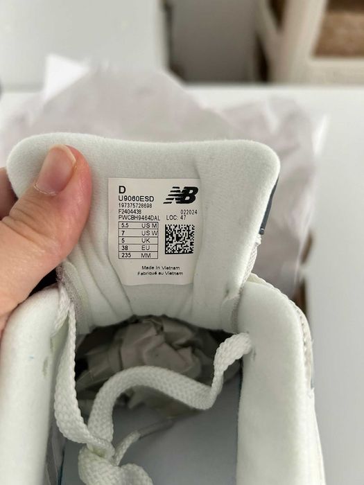 New balance 9060 EU 38 23.5 cm Alb - Gri - Verde - nepurtati la cutie