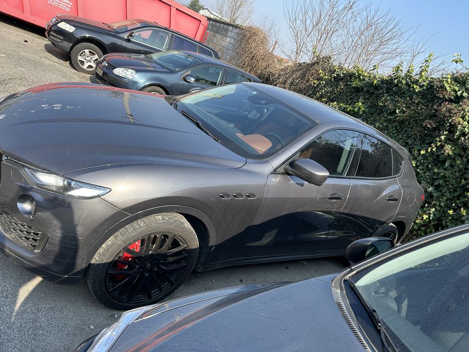 Продавам Maserati Levante на части