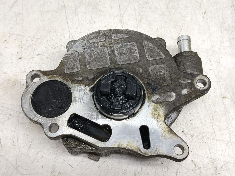 Pompa vacuum 2.0 tdi CFF 03l145100f Volkswagen VW Golf 6 [2008 - 2015