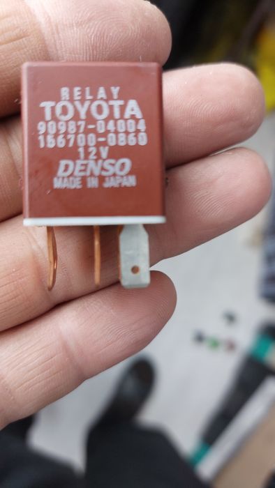 Продам Реле для тойоту камри 20.25