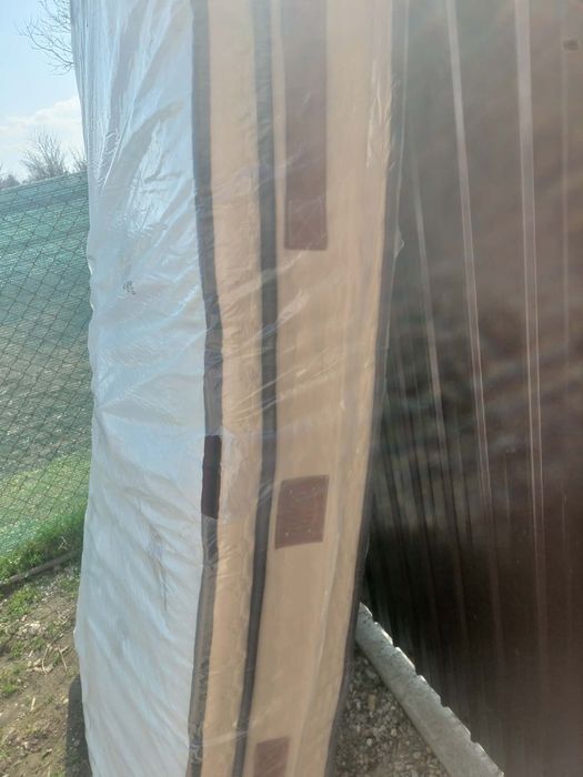 Saltea cu spuma de memorie