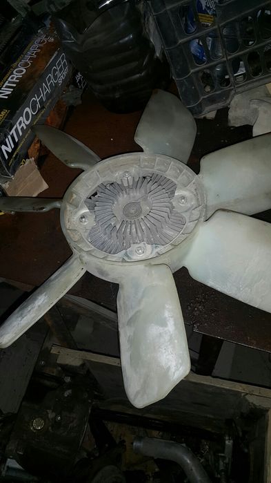 Крыльчатка с вискомуфтой toyota land cruiser 200 дизель