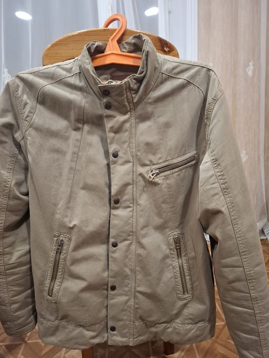 Продам мужскую куртку