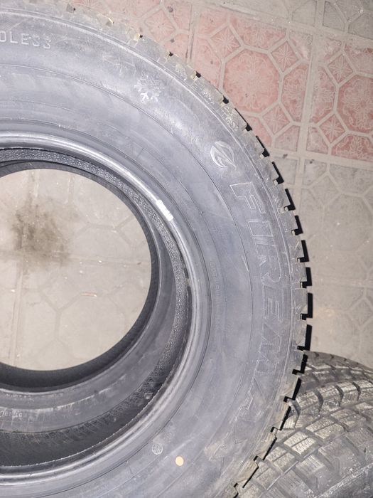 Шины зимние 235/70/16