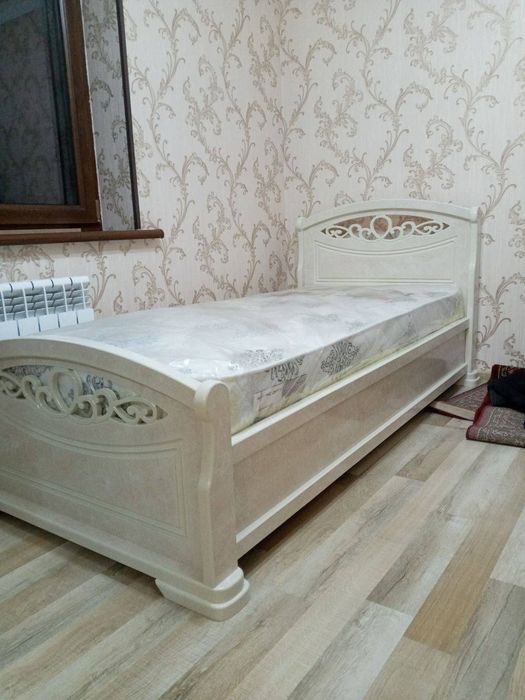 Mebel Kravat  sotiladi