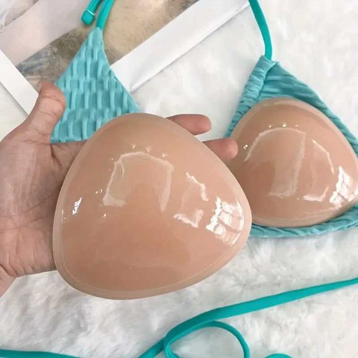 1 чифт триъгълни дебели залепващи се силиконови вложки за сутиен