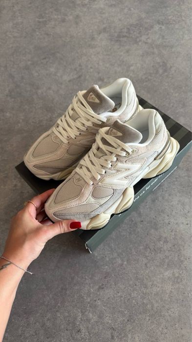 New Balance  9060 OatMeal
