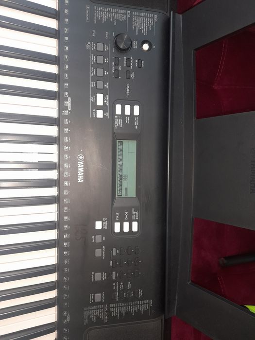 Orga YAMAHA PSR E-373 &  Clarinet YAMAHA 255