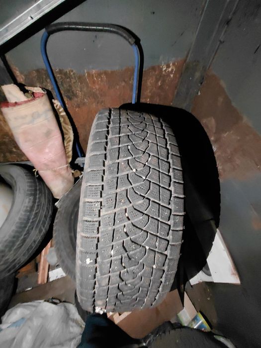 Продам резину от джипа 275/50/r20