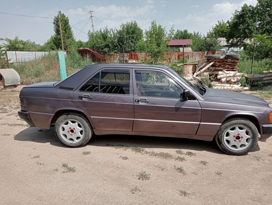 Продам Mersedes Bens 190